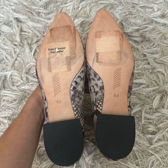 NWOB PAIGE Catherine Snakeskin-Embossed Leather Ankle Boots Taupe Multi sz 6.5 - Picture 8 of 9